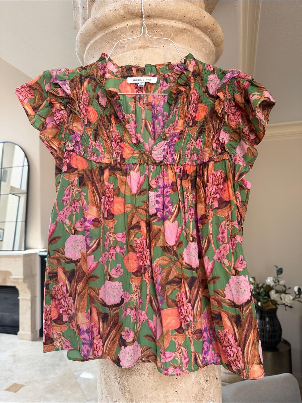 Rose & Olive Green Floral Flutter-Sleeve Blouse with Pink & Orange Blooms Sz M